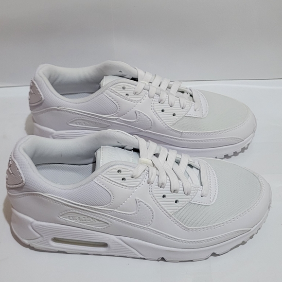 Nike Air Max 90 Triple White Sneaker Shoes - Picture 2 of 6